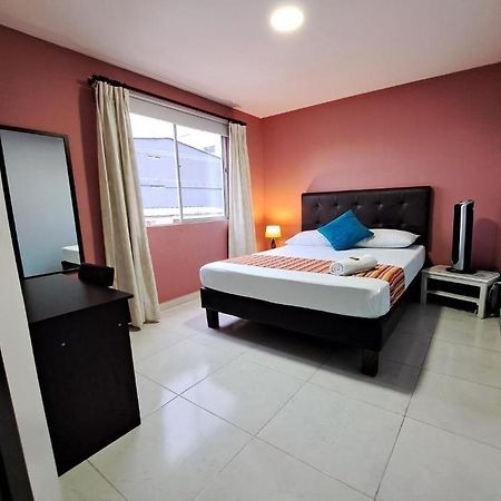 Hotel 9-25 Pereira Zewnętrze zdjęcie