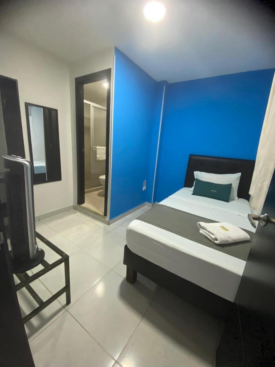 Hotel 9-25 Pereira Zewnętrze zdjęcie